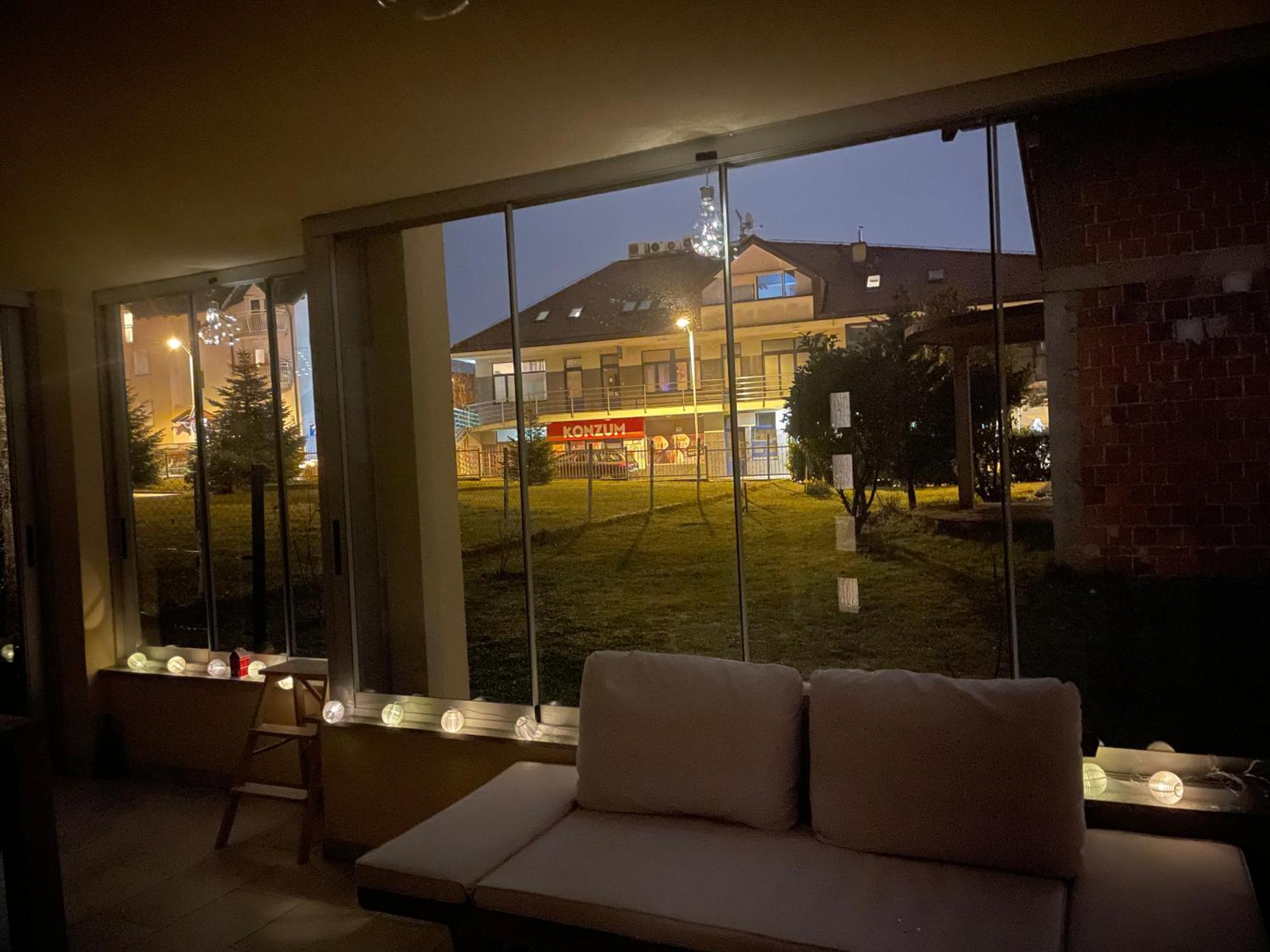 Minihaus In Zagreb Apartment Sesvete Exterior foto